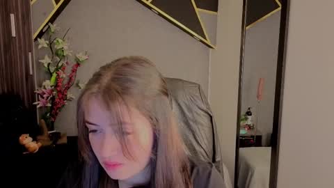 Snapshot of almma_ chatting on 9, 10, 2025 ALMMA online show from 9, 10, 2025