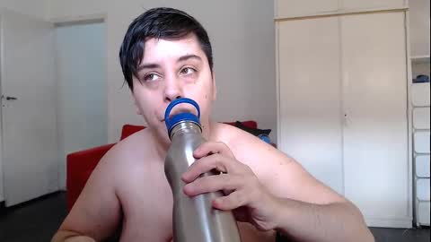 Snapshot of almondonwheels chatting on 8, 1, 2025 Almond online show from 8, 1, 2025