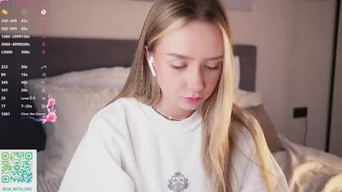 Lia online show from 14, 10, 2025