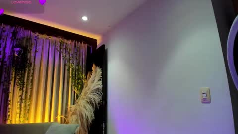 ALONDRA CUTE online show from 26, 5, 2026
