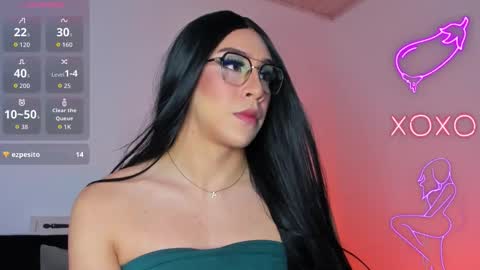 Hazel Bowie online show from 17, 10, 2025