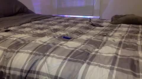 Snapshot of alongwhitedick chatting on 24, 11, 2025 ALongwhitedick online show from 24, 11, 2025