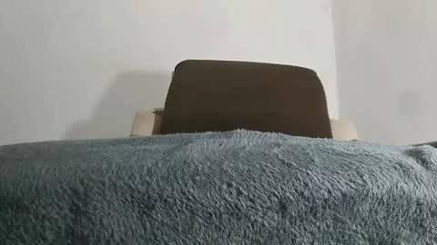 Snapshot of alotofcream chatting on 24, 4, 2026 alotofcream4u online show from 24, 4, 2026