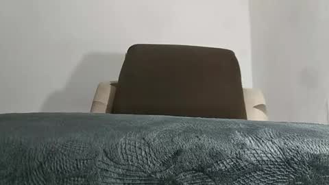 Snapshot of alotofcream chatting on 14, 5, 2026 alotofcream4u online show from 14, 5, 2026