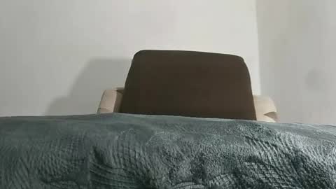 Snapshot of alotofcream chatting on 15, 5, 2026 alotofcream4u online show from 15, 5, 2026