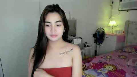 alovelydollnica online show from 13, 4, 2026