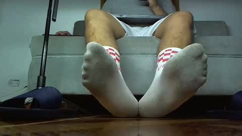 Snapshot of alphacashmaster8 chatting on 8, 5, 2026 MASTER FINDOM DRAIN... online show from 8, 5, 2026
