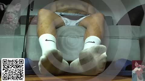 Snapshot of alphacashmaster8 chatting on 29, 5, 2026 MASTER FINDOM DRAIN... online show from 29, 5, 2026
