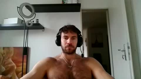alphah_hunk online show from 2, 12, 2025