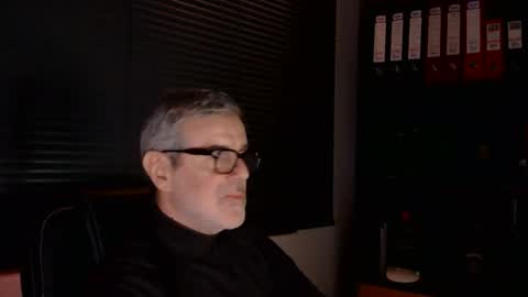 Snapshot of alphal50 chatting on 18, 12, 2025 Alphal50 online show from 18, 12, 2025