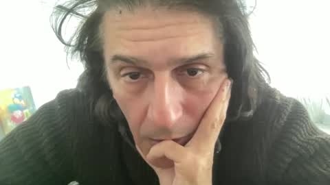 Snapshot of alphandre chatting on 24, 2, 2025 AlphAndre online show from 24, 2, 2025