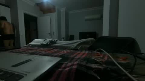 Snapshot of alphandre chatting on 13, 4, 2026 AlphAndre online show from 13, 4, 2026