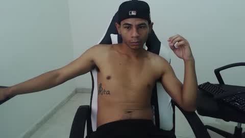 alphas_latins online show from 25, 3, 2026