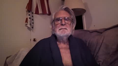 Snapshot of alphauniform chatting on 17, 1, 2025 AlphaUniform online show from 17, 1, 2025