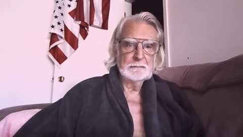 AlphaUniform online show from 28, 5, 2026