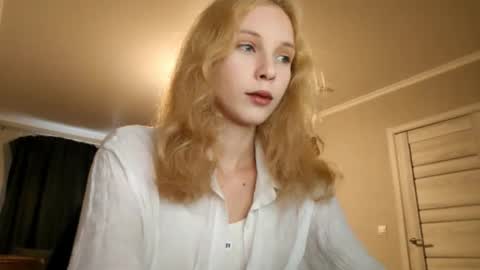 May online show from 30, 9, 2025