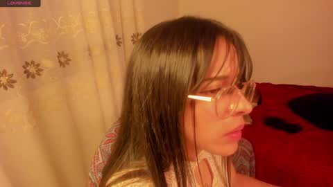 Snapshot of aluna_0310 chatting on 28, 12, 2024 . . online show from 28, 12, 2024