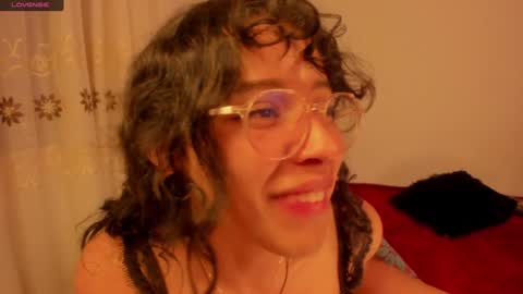 Snapshot of aluna_0310 chatting on 8, 1, 2025 . . online show from 8, 1, 2025