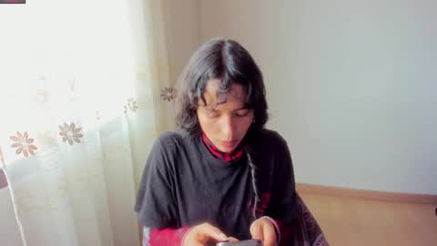 Snapshot of aluna_0310 chatting on 21, 9, 2025 . . online show from 21, 9, 2025