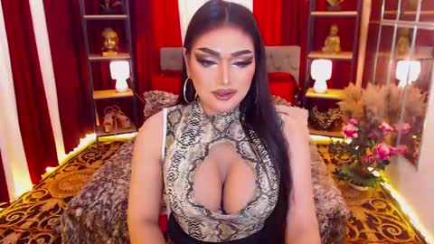 Snapshot of alurajhenson chatting on 6, 1, 2025 Alura Jhenson online show from 6, 1, 2025