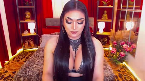 Snapshot of alurajhenson chatting on 12, 1, 2025 Alura Jhenson online show from 12, 1, 2025