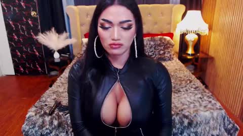 Snapshot of alurajhenson chatting on 3, 3, 2025 Alura Jhenson online show from 3, 3, 2025