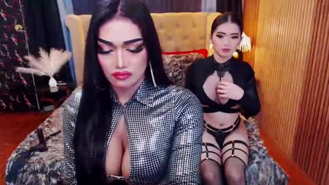 Snapshot of alurajhenson chatting on 7, 3, 2025 Alura Jhenson online show from 7, 3, 2025