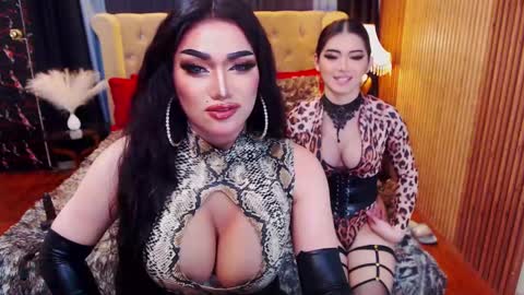 Snapshot of alurajhenson chatting on 8, 3, 2025 Alura Jhenson online show from 8, 3, 2025