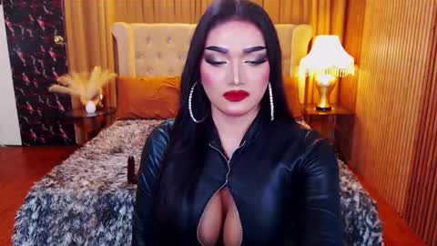 Snapshot of alurajhenson chatting on 12, 9, 2025 Alura Jhenson online show from 12, 9, 2025