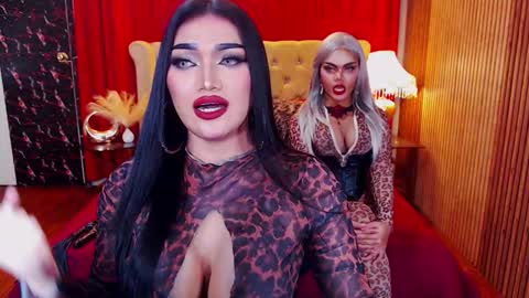 Snapshot of alurajhenson chatting on 25, 10, 2025 Alura Jhenson online show from 25, 10, 2025