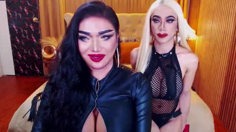 Snapshot of alurajhenson chatting on 29, 11, 2025 Alura Jhenson online show from 29, 11, 2025