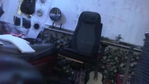 HoneyMelonGuy online show from 16, 9, 2025