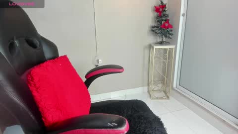 Snapshot of alya_collins chatting on 9, 12, 2024 alya collins online show from 9, 12, 2024