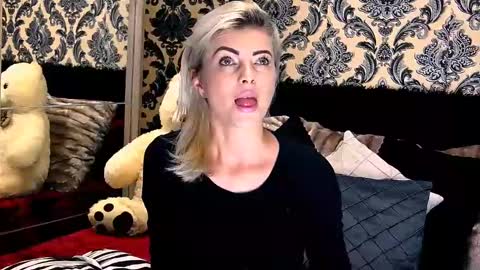 Snapshot of alyblonde chatting on 3, 12, 2024 aly online show from 3, 12, 2024