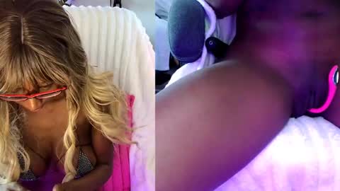 Snapshot of alys_at_college chatting on 11, 11, 2025 Sweet Alys online show from 11, 11, 2025