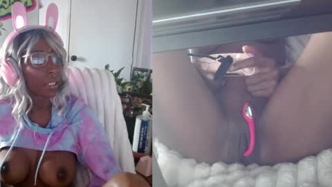 Snapshot of alys_at_college chatting on 16, 7, 2026 Sweet Alys online show from 16, 7, 2026