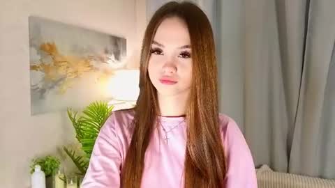 Snapshot of alyshaplescia chatting on 12, 7, 2026 Mona online show from 12, 7, 2026