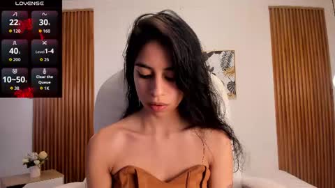 alyssabeauty_ online show from 24, 7, 2026