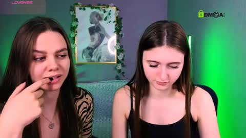 Snapshot of alyssamoan chatting on 29, 11, 2025 alyssamoan online show from 29, 11, 2025