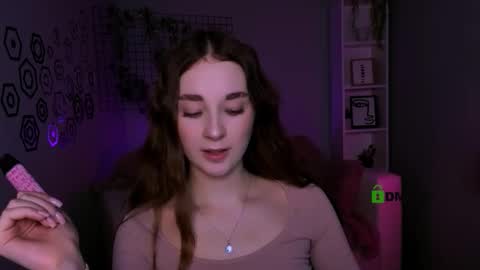 alyssamoan online show from 16, 12, 2025