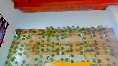 alyssia online show from 4, 3, 2025