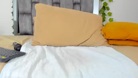 alyssia online show from 4, 10, 2025