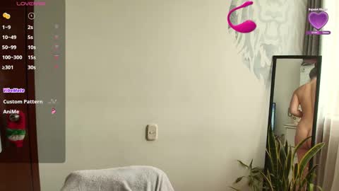 alyssia wolds online show from 25, 9, 2025