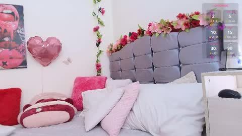 Snapshot of amabella_w chatting on 18, 4, 2026 Isabella online show from 18, 4, 2026