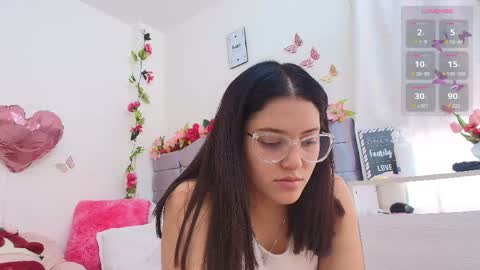 Snapshot of amabella_w chatting on 19, 4, 2026 Isabella online show from 19, 4, 2026