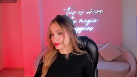 Snapshot of amaiahaywood chatting on 19, 9, 2025 Amaia Haywood online show from 19, 9, 2025