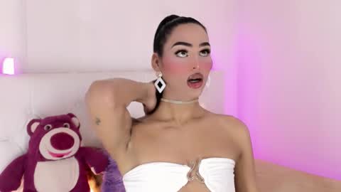 amal_baddel_ online show from 23, 11, 2025