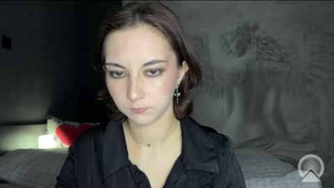 amalia_lambert13 online show from 17, 5, 2026