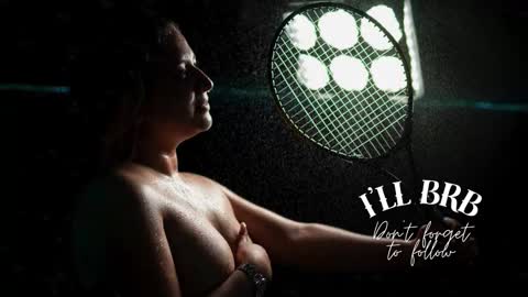 Amalia Im Back See you soon this January 7 at 10 pm Colombia time online show from 19, 10, 2025