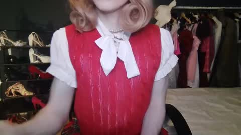 Amalie online show from 2, 2, 2025